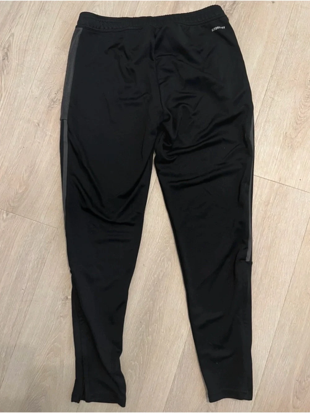 adidas slim athletic